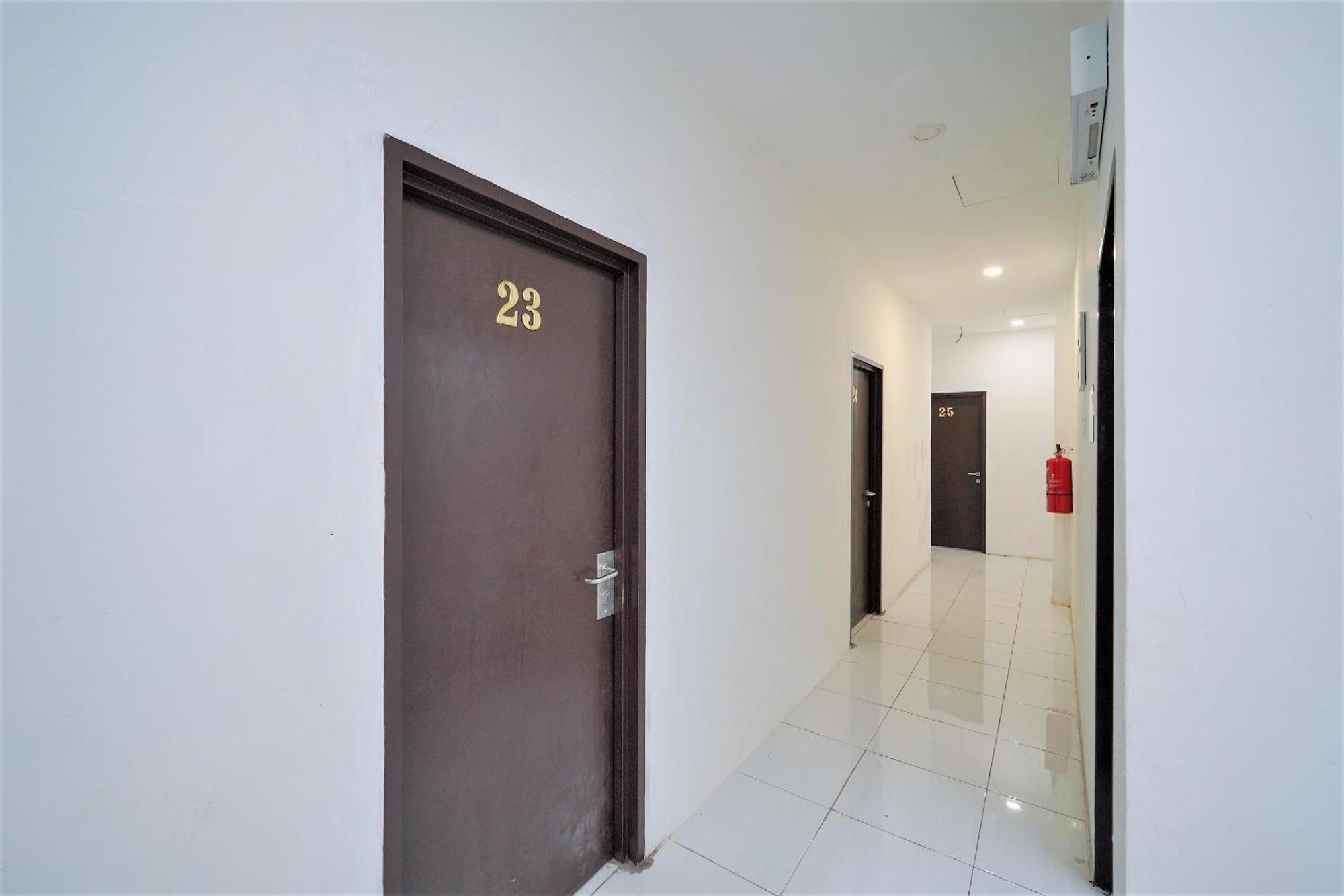 סונגאי פטאני Oyo 89820 Sp Berlian Inn מראה חיצוני תמונה